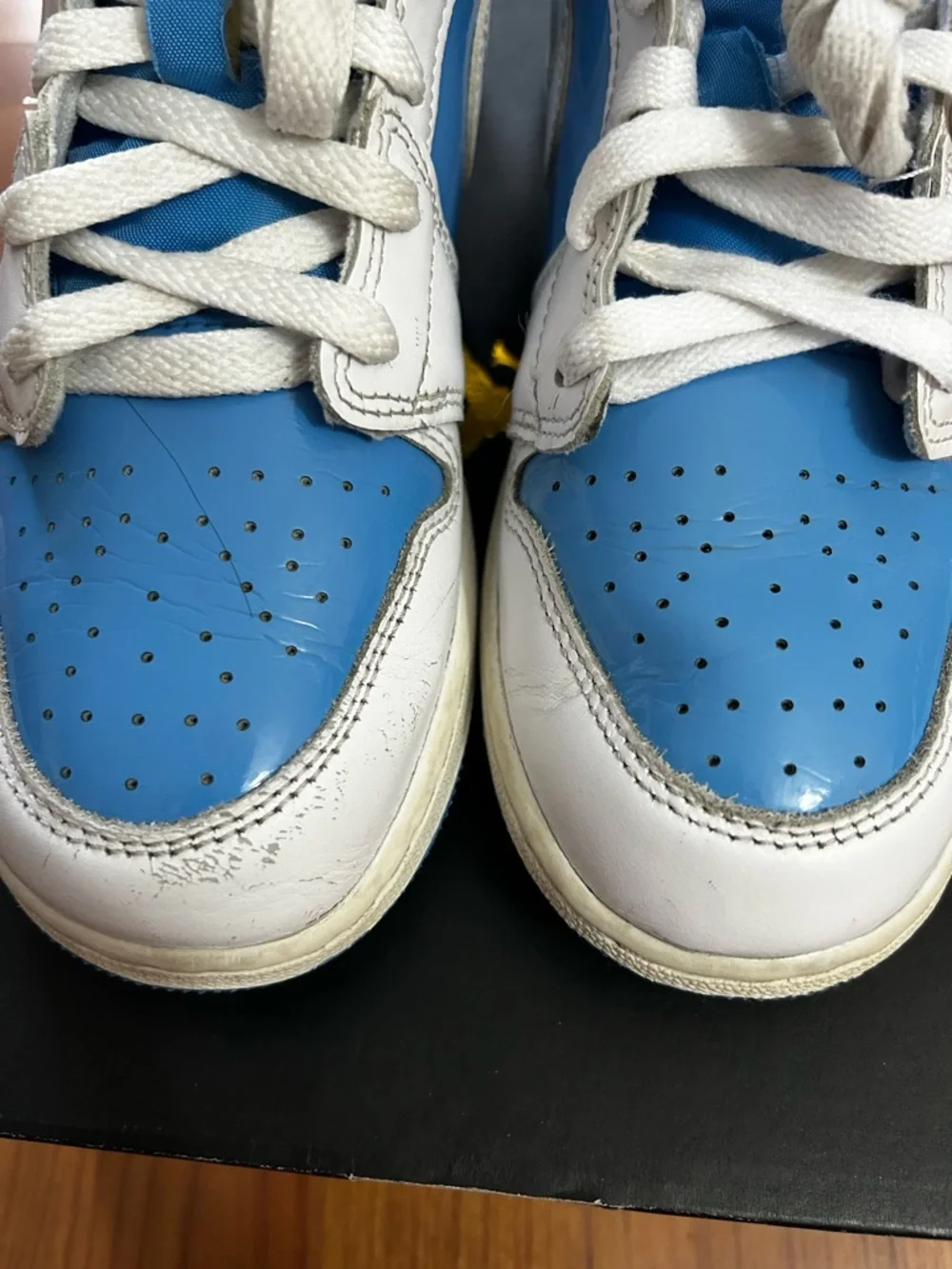 AIR JORDAN 1 MID SE (GS) - Picture 6 of 9